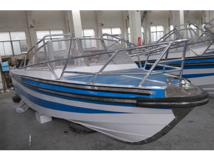 海用650载货艇